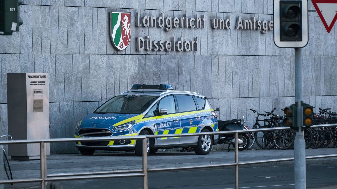 Das Landgericht Düsseldorf (Symbolfoto): Hier beginnt am Montag ein Mordprozess.