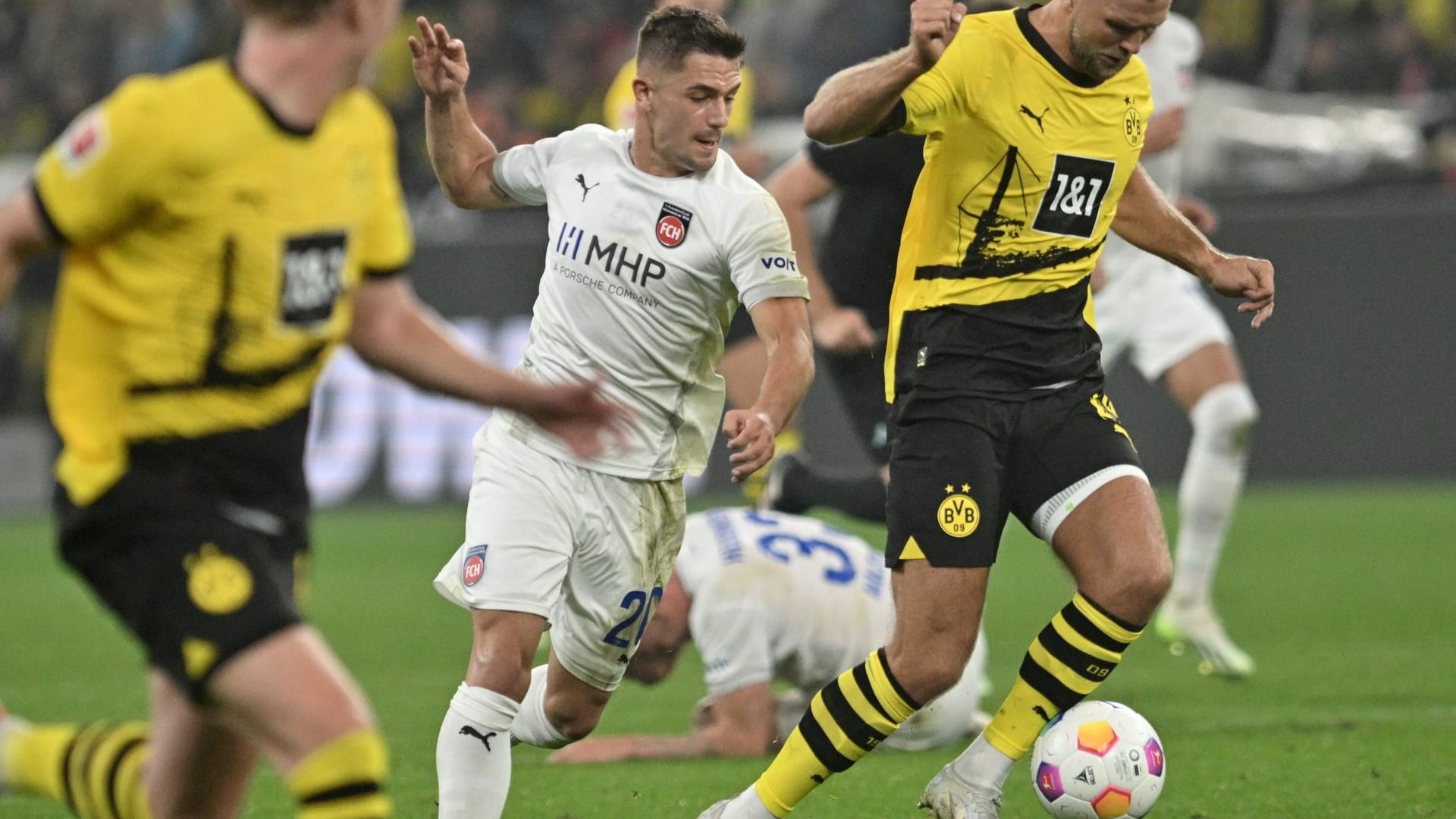 Borussia Dortmund - 1. FC Heidenheim Borussia Dortmund - 1. FC Heidenheim