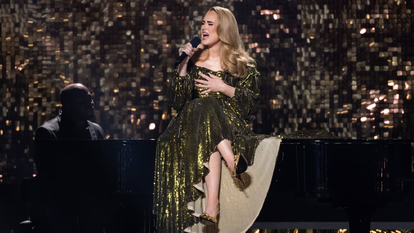 Adele bei den Brit Awards 2022 (Archivbild): Im Sommer kommt die Sängerin nach München.