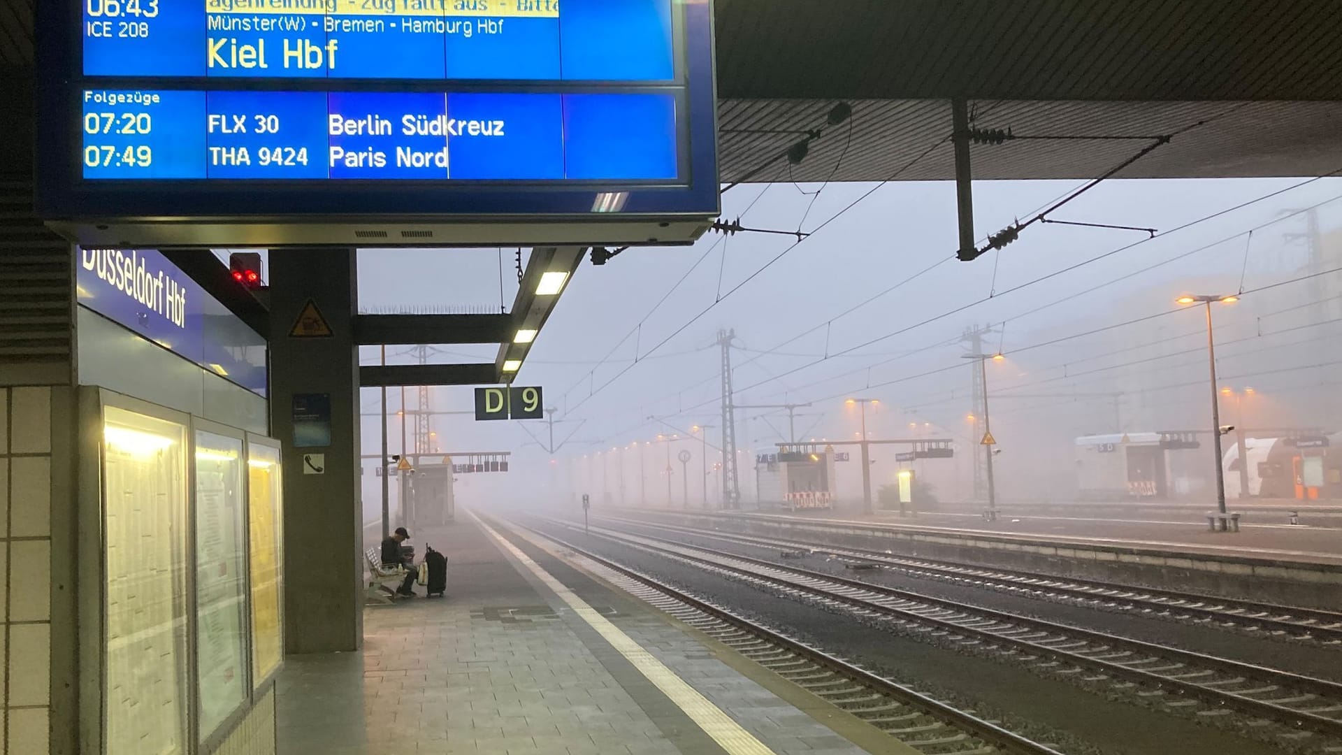 Gleise am Düsseldorfer Hauptbahnhof Gleise am Düsseldorfer Hauptbahnhof