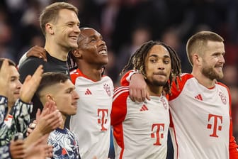 Erleichterung: Die Bayern-Stars nach dem 3:1 gegen Gladbach.
