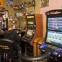 Bremen: Polizei entdeckt verbotene Automaten bei Lieferdienst – Razzia