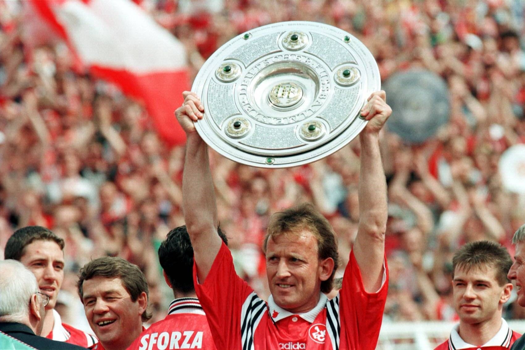 Zur Saison 1993/94 heuerte Brehme zum zweiten Mal in Kaiserslautern an und erlebte noch einmal alle Höhen und Tiefen: Tränenreicher Abstieg und DFB-Pokalsieg 1996, dann der Wiederaufstieg und die direkte Meisterschaft 1998 unter Otto Rehhagel. An deren Anschluss beendete Brehme im Alter von 37 Jahren seine herausragende Laufbahn.