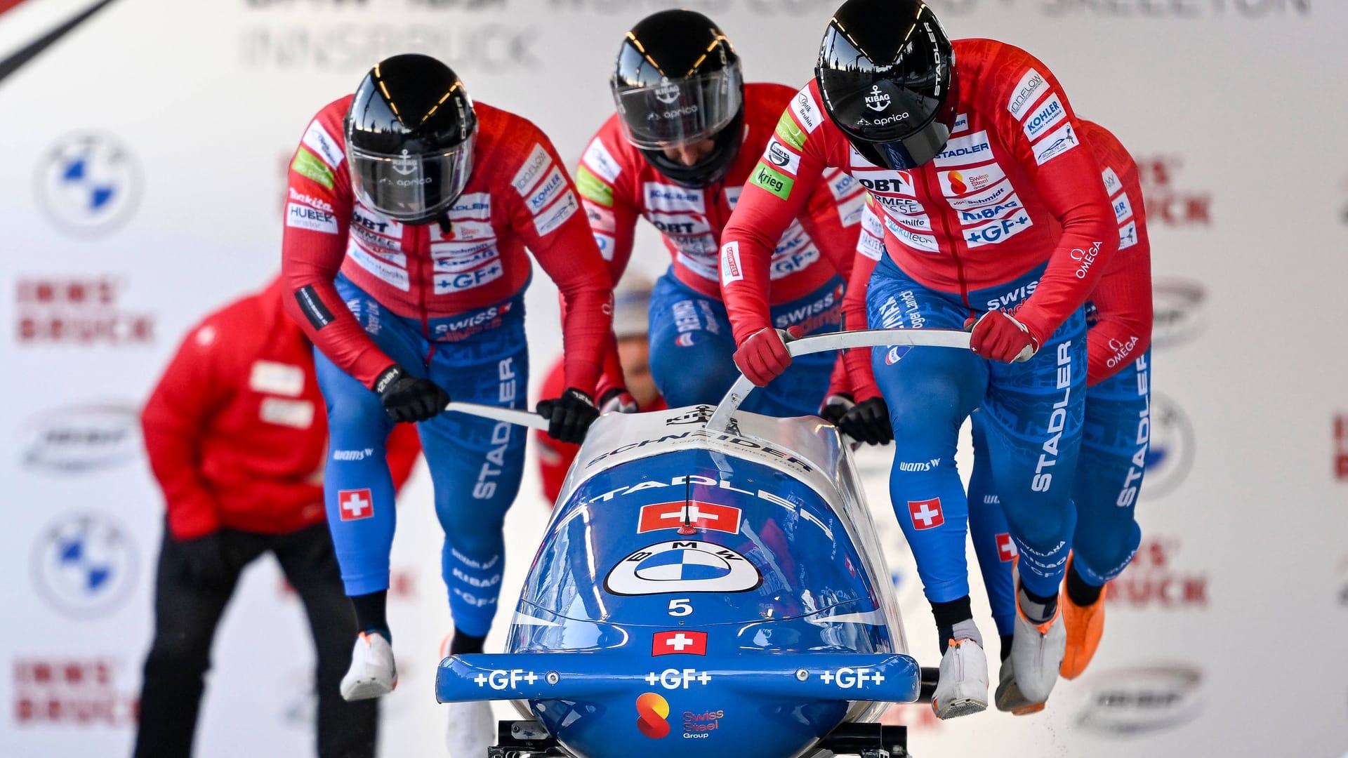 Der Viererbob von Michael Vogt: Die Crew hatte beim Training in Altenberg einen schweren Unfall.