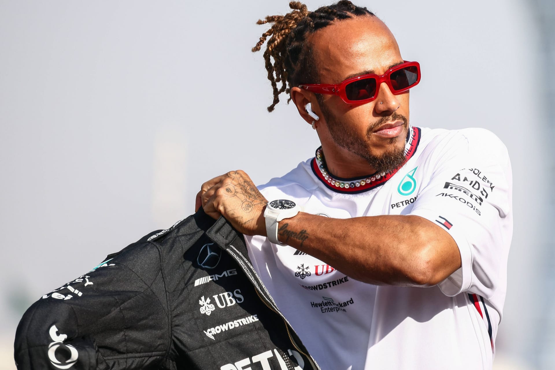 Lewis Hamilton: Den Mercedes-Rennanzug wird er sich in diesem Jahr zum letzten Mal überstreifen.