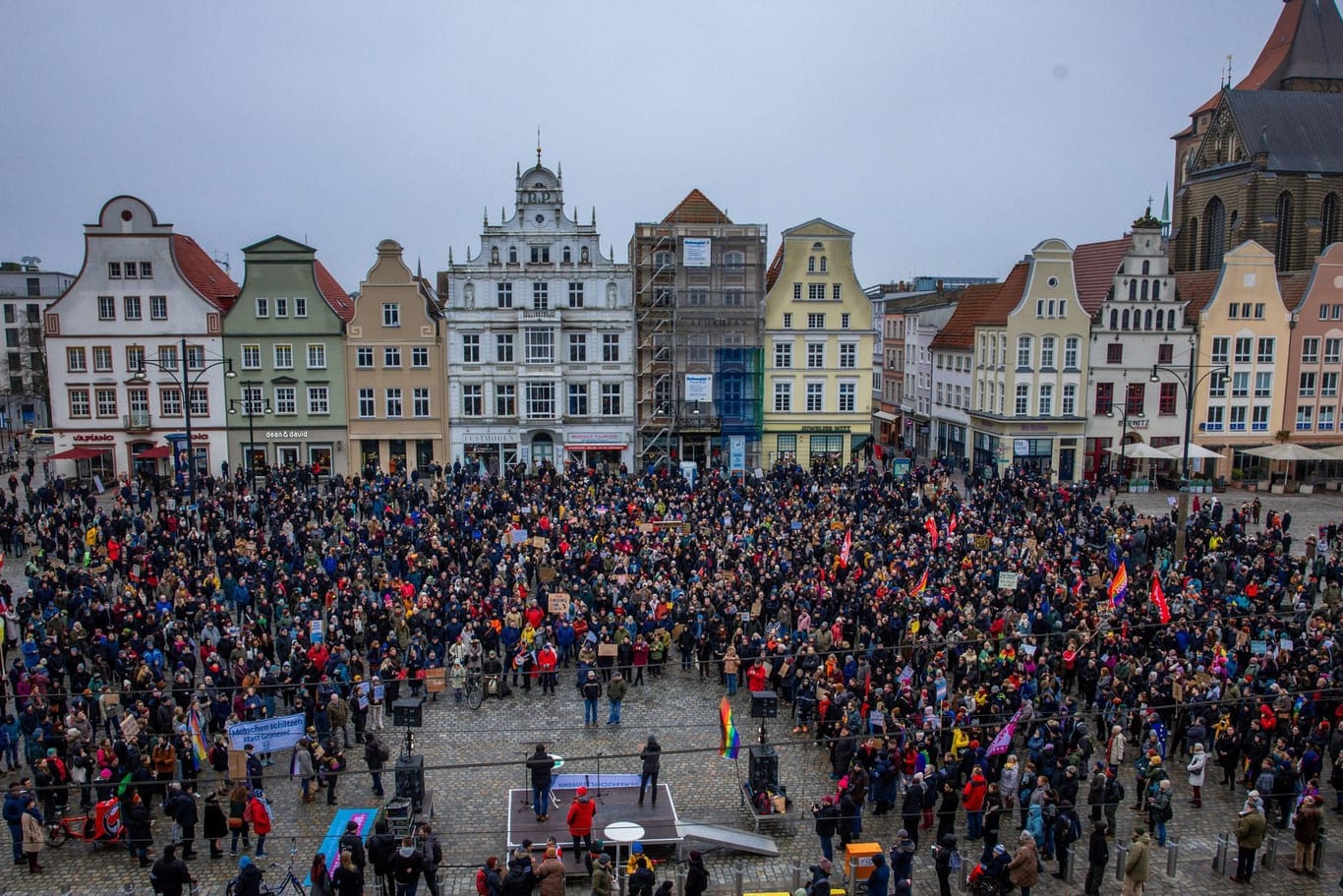 Demo gegen rechts in Rostock