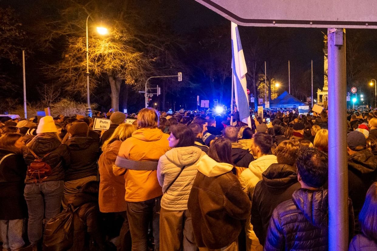 Gedenken an verstorbenen Kremlgegner Nawalny in München