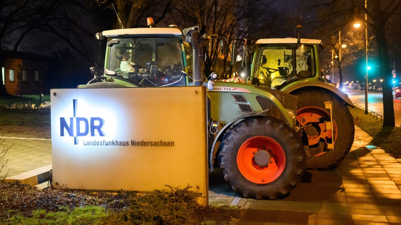 Proteste vor dem NDR in Hannover