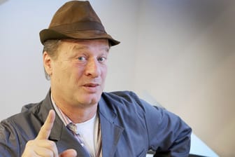 Tom Gerhardt in "Hausmeister Krause": Die Sat.-Comedyserie ist künftig bei Sport1 zu sehen.
