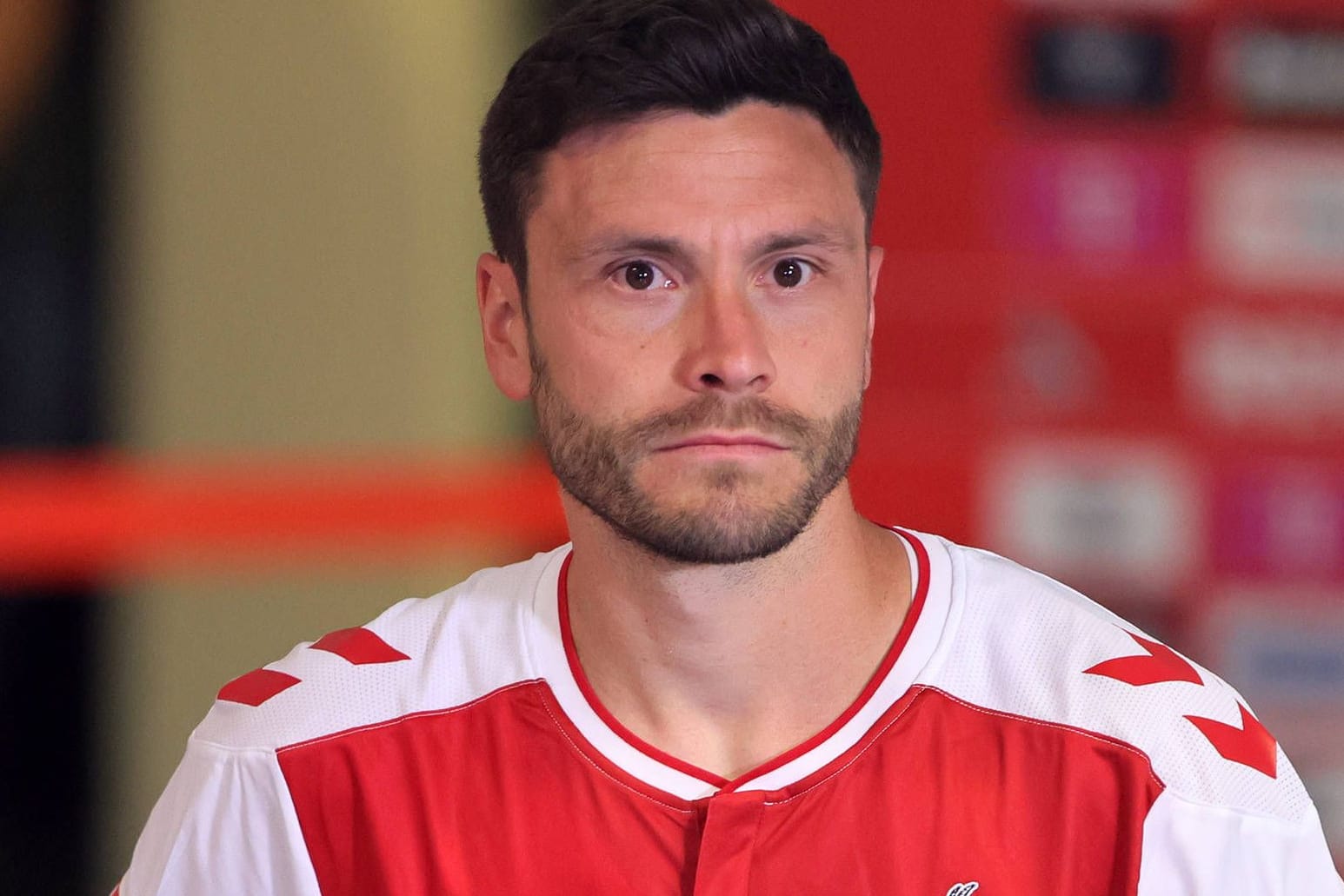 Jonas Hector bei seinem letzten Spiel für den 1. FC Köln (Archivfoto): Sein alter Klub macht ihm Sorgen.