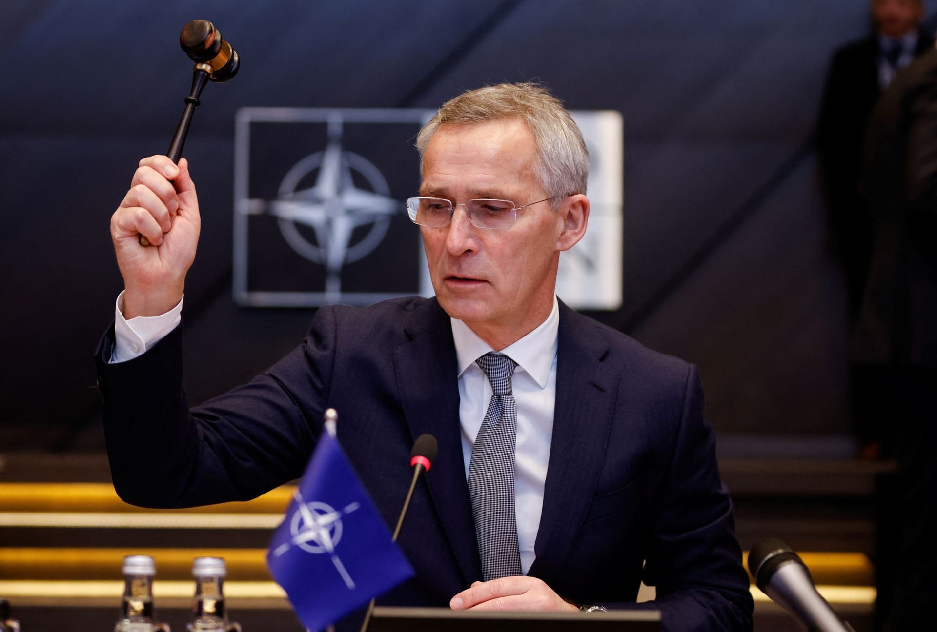 ..., Nato-Generalsekretär Jens Stoltenberg ...