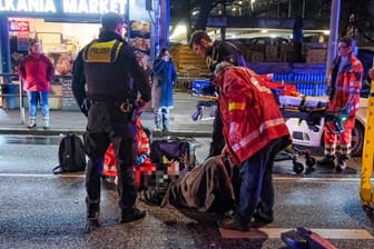 Unfall in Hamburg: Warum einer der Männer plötzlich wegrannte, ist ungewiss.