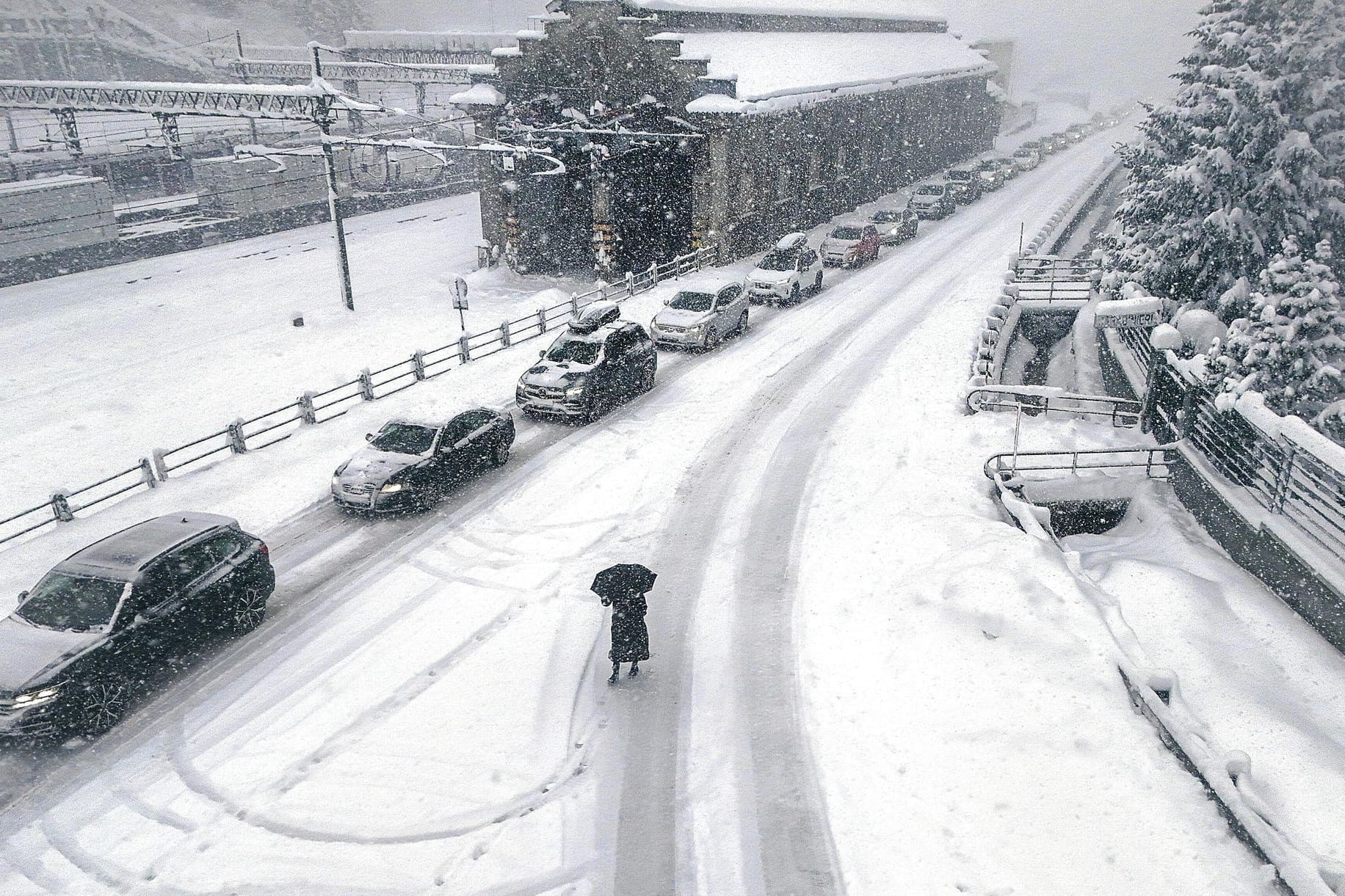 Brennerautobahn im Schnee