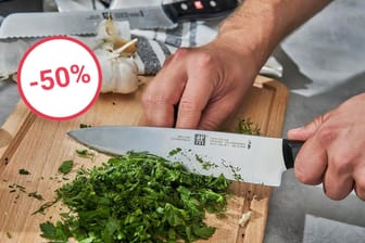 50 Prozent Rabatt: Heute sind hochwertige Messer der Marke Zwilling bei Amazon so günstig wie fast nie.