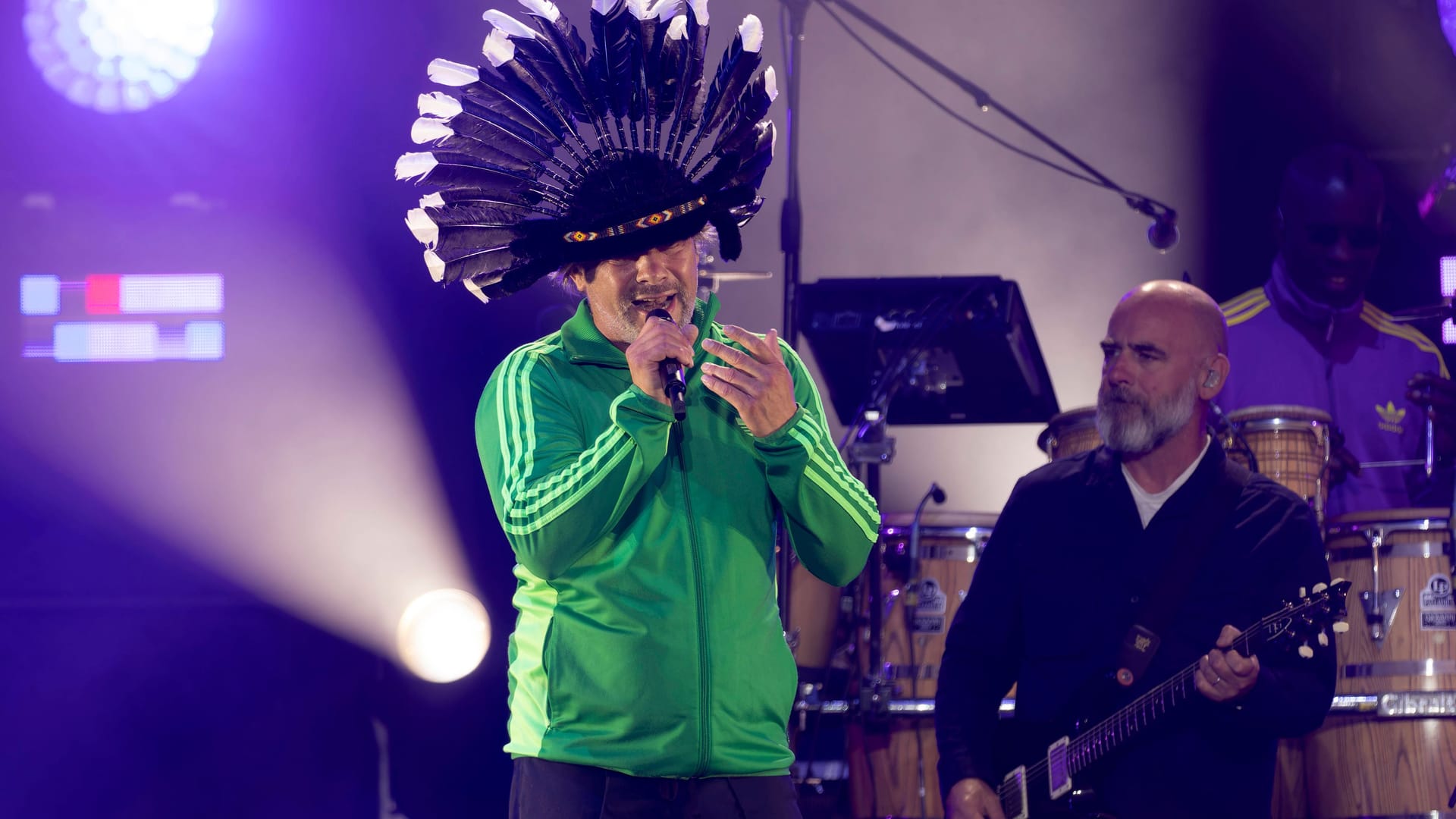 Jamiroquai bei einem Auftritt in England (Archivbild): Die Band trauert um ihren ehemaligen Bassisten.