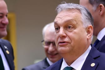 Viktor Orbán: Der ungarische Ministerpräsident hat am Donnerstag seine Blockade gegen Ukraine-Hilfen aufgegeben.