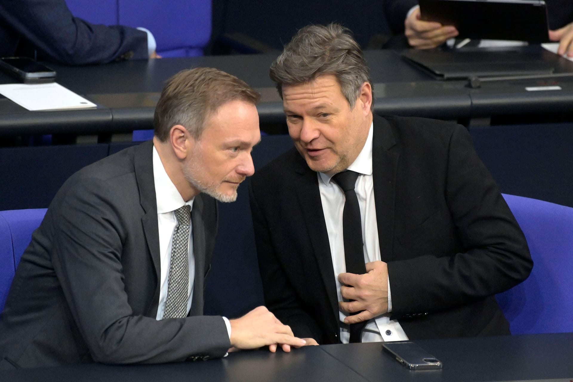 Man hat einiges zu besprechen: Christian Lindner (links) und Robert Habeck (rechts).