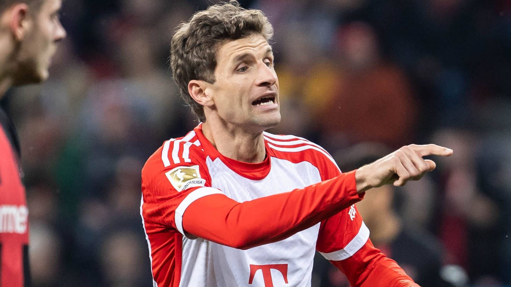 Aufgebracht: Thomas Müller im Spiel bei Bayer Leverkusen.