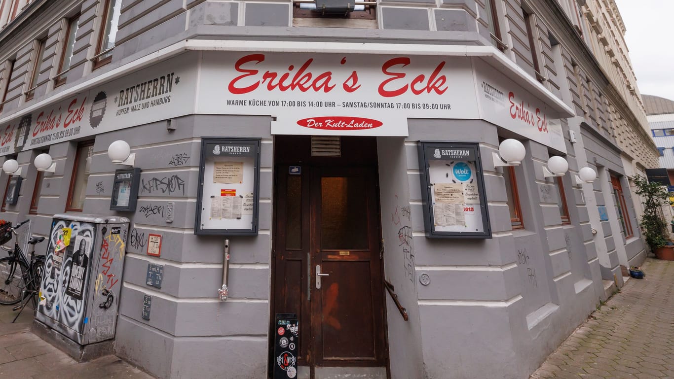 Erika's Eck in der Schanze (Archivfoto): Neue Betreiber sichern die Zukunft der Hamburger Kneipe.