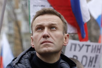 Alexej Nawalny: Der verstorbene Kreml-Gegner wird Putin weiterhin zu schaffen machen, meint Wladimir Kaminer.