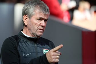 Friedhelm Funkel: Der neue Trainer der Pfälzer erlebte ein Derby zum Vergessen.
