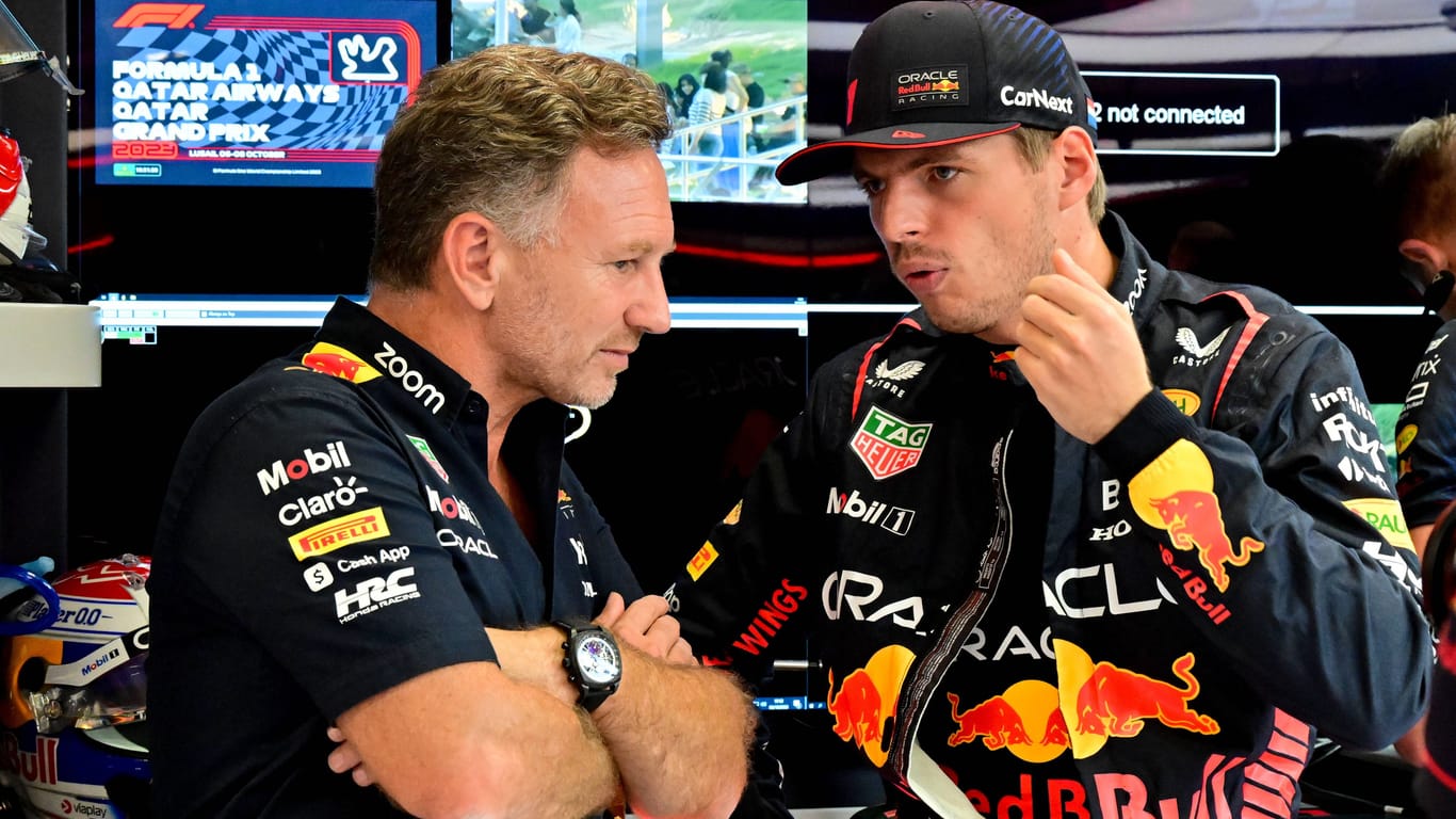 Christian Horner (l.) und Max Verstappen: Der Teamchef steht wegen Vorwürfen im Fokus.