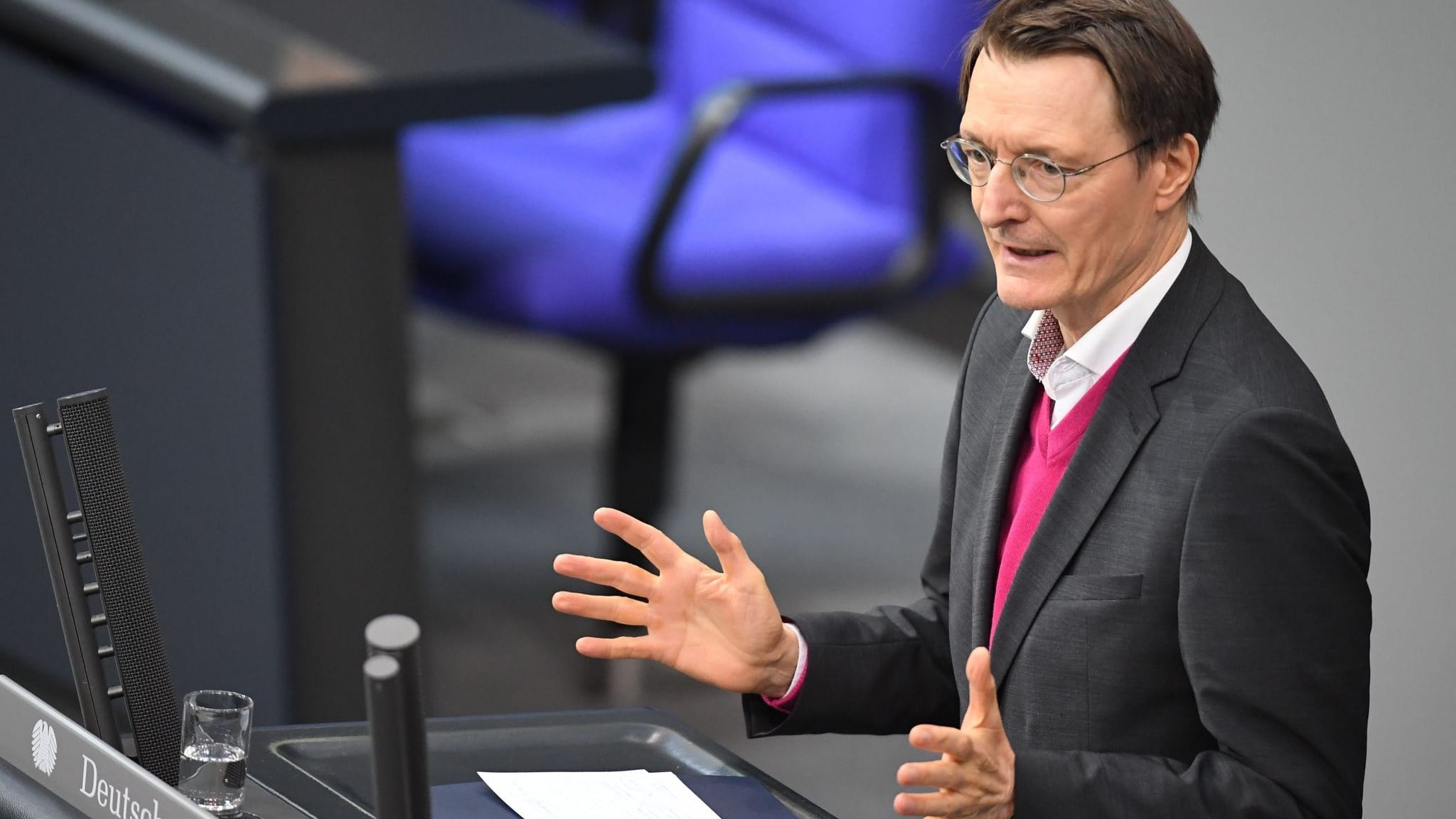 Bundestag beschließt umstrittene Cannabis-Freigabe
