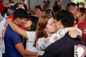 Mexiko: Fast 1.200 Paare haben geheiratet.