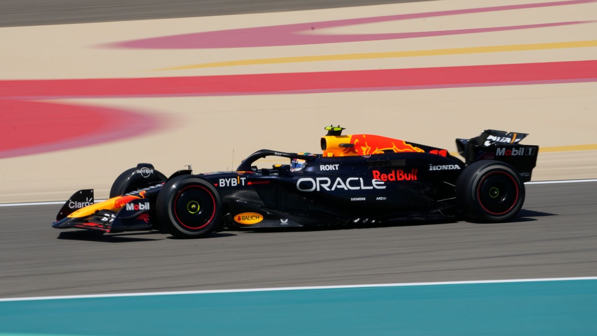 Wieder ein Gullydeckel: Formel 1 verliert in Bahrain Zeit