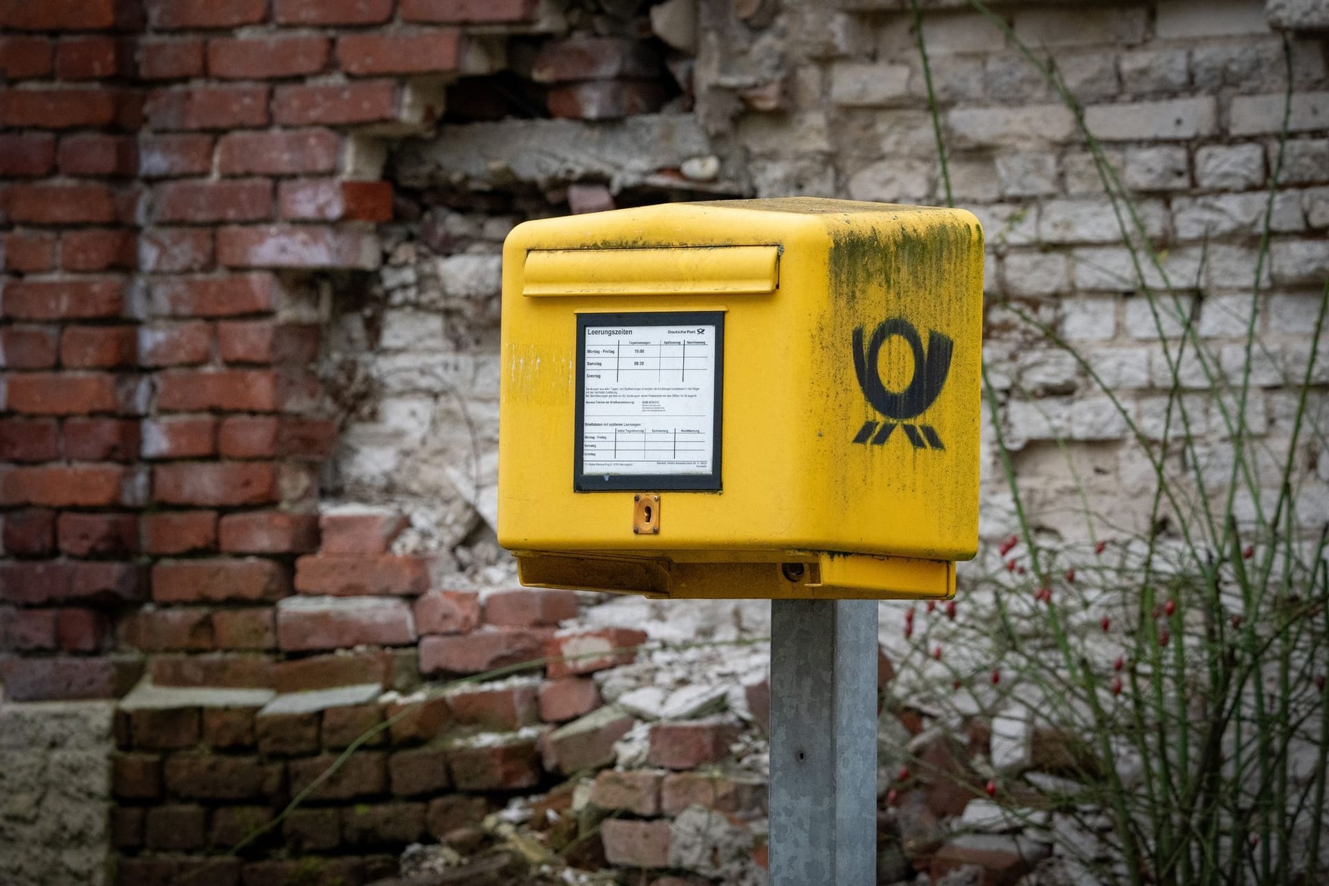 Briefkasten der Post Briefkasten der Post