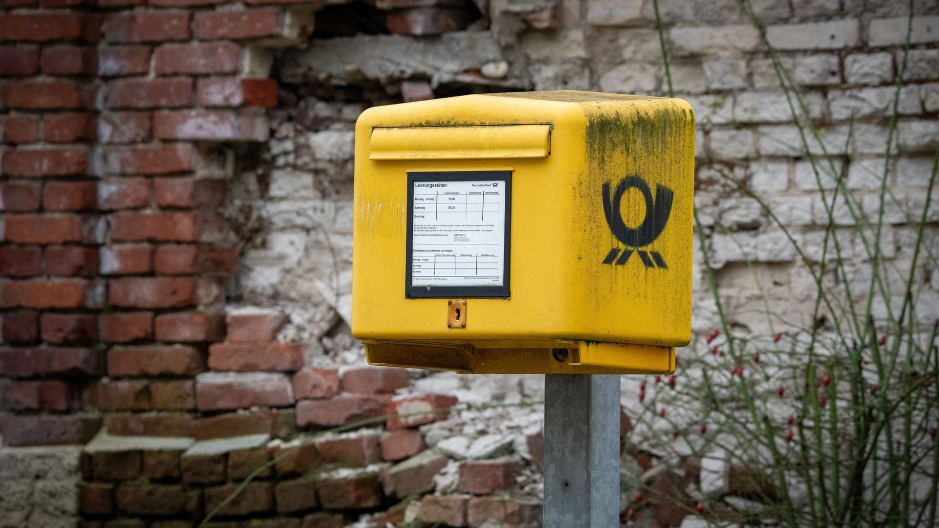 Briefkasten der Post Briefkasten der Post