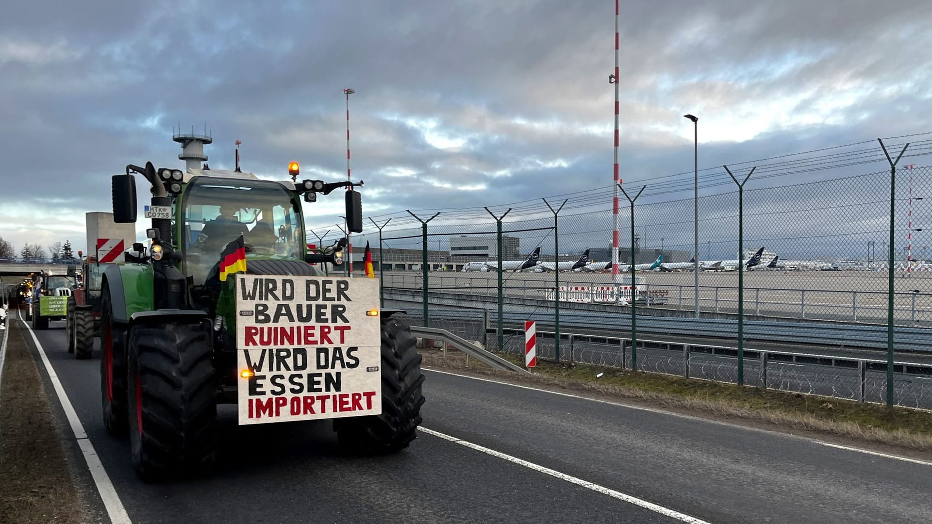 GERMANY-POLITICS/FARMERS PROTEST