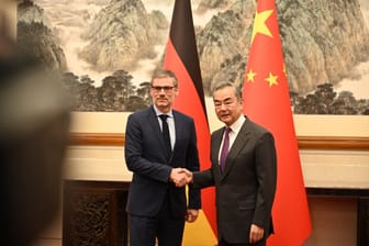 Deutsche Delegation zu außenpolitischen Gesprächen in China