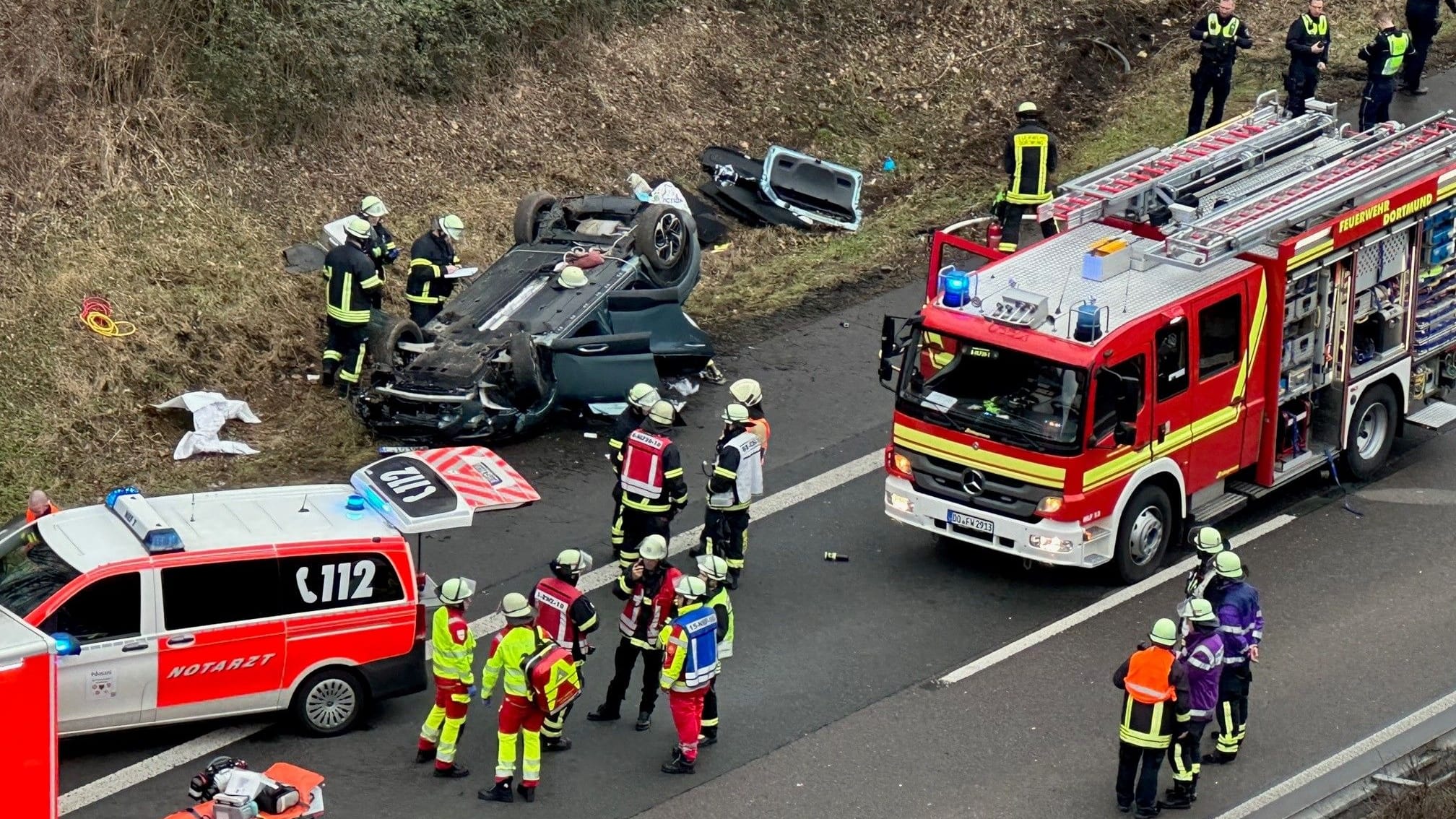 Dortmund: A45 kurzzeitig gesperrt – Pkw überschlug sich