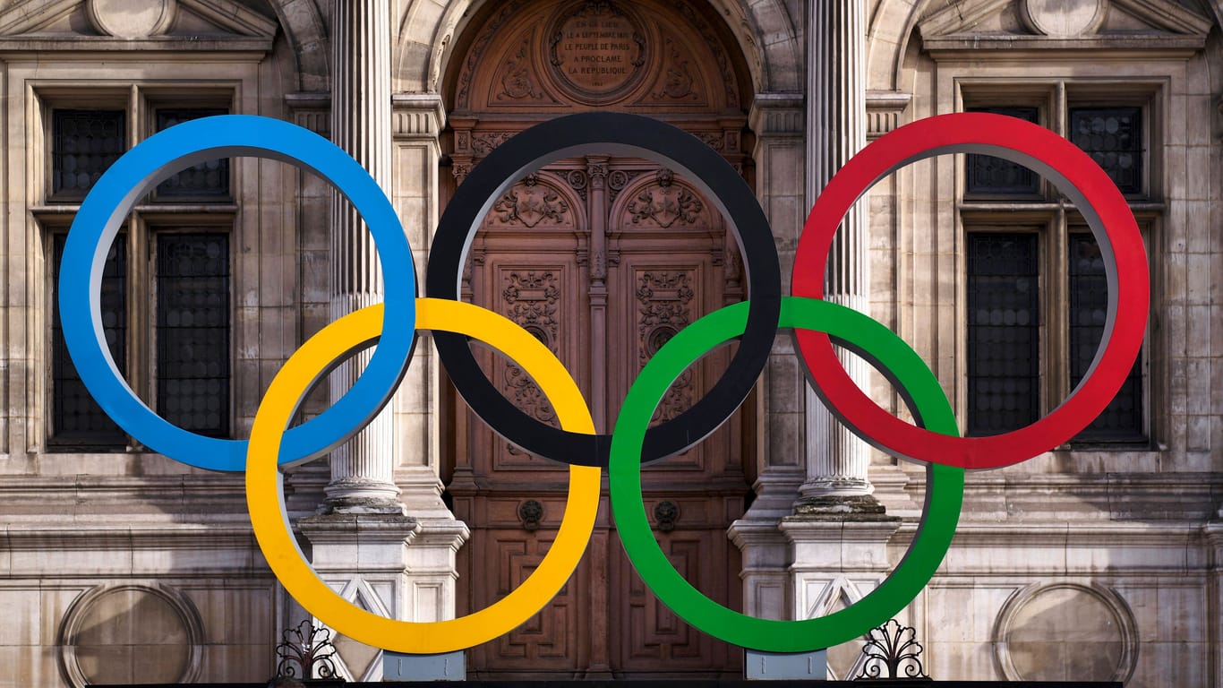 Olympische Ringe: Im Sommer sind die Spiele in Paris.