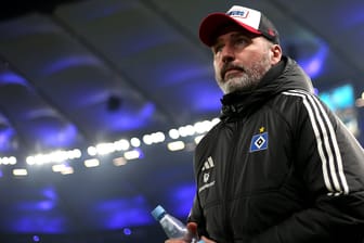 Tim Walter ist raus: Die Entlassung des HSV-Trainers sorgte am Montag für viele Diskussionen im Netz.