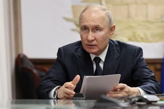Wladimir Putin: Der Kreml-Chef gibt sich im Ukraine-Krieg siegessicher.