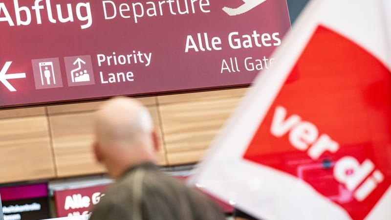 Berlin: Ein Warnstreik verhindert am Donnerstag sämtliche Abflüge am BER-Flughafen.