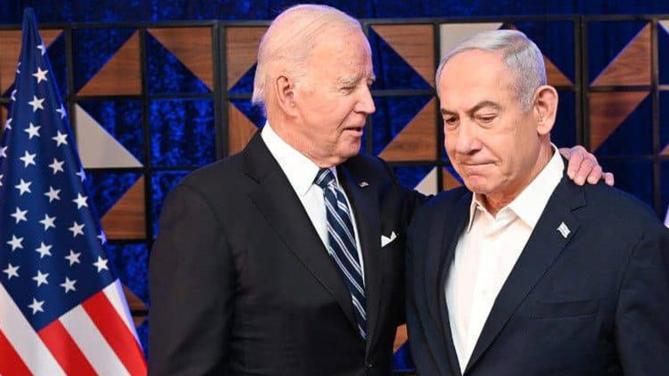 US-Präsident Joe Biden trifft Benjamin Netanjahu kurz nach dem Terrorangriff der Hamas im Oktober 2023 in Israel: Seither hat sich ihre Beziehung aber deutlich verschlechtert.