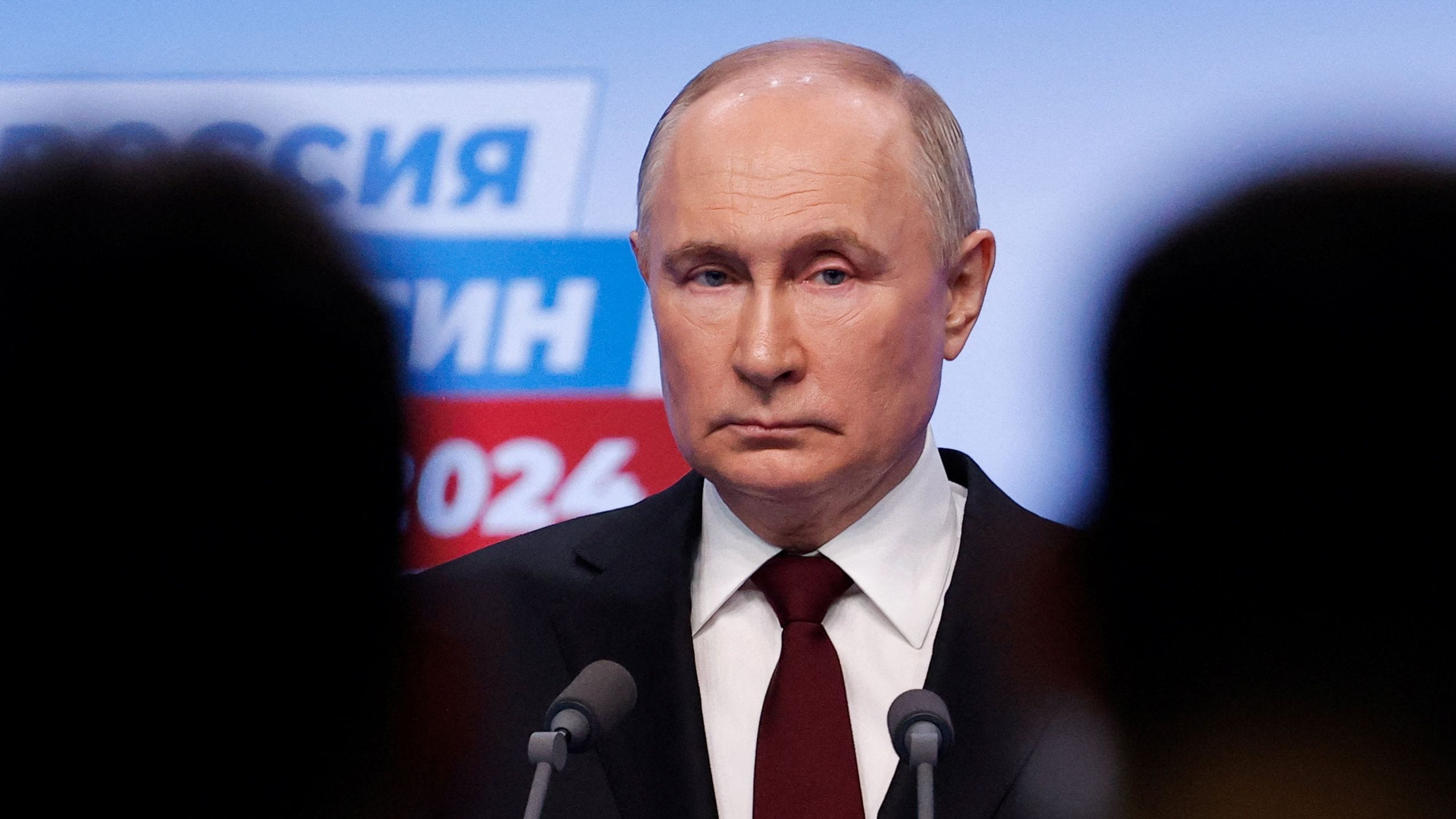 Fake News aus Russland: Putins Propaganda-Strategie aufgedeckt | Podcast