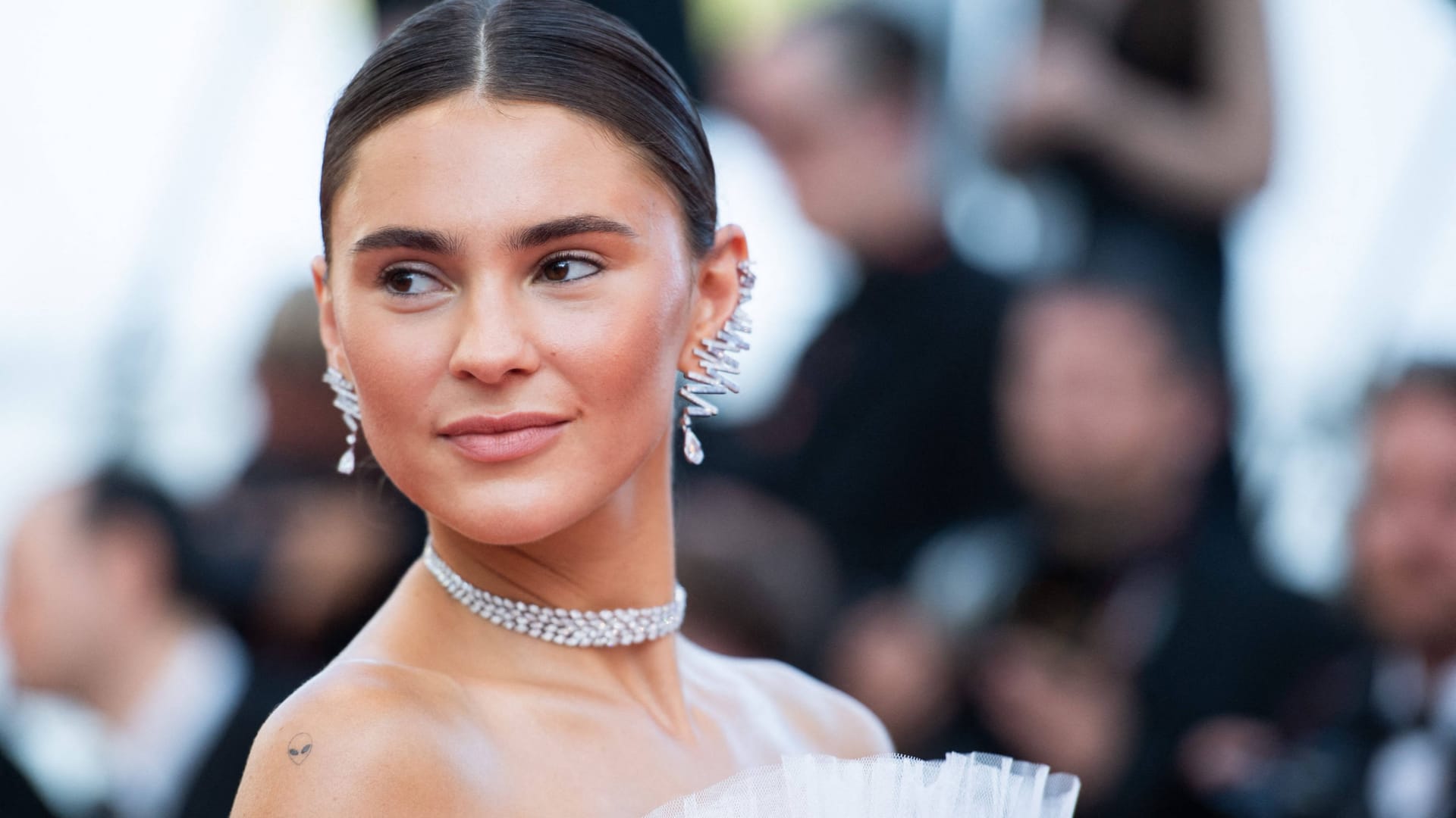 Stefanie Giesinger: Das Model überrascht mit einem neuen Look.