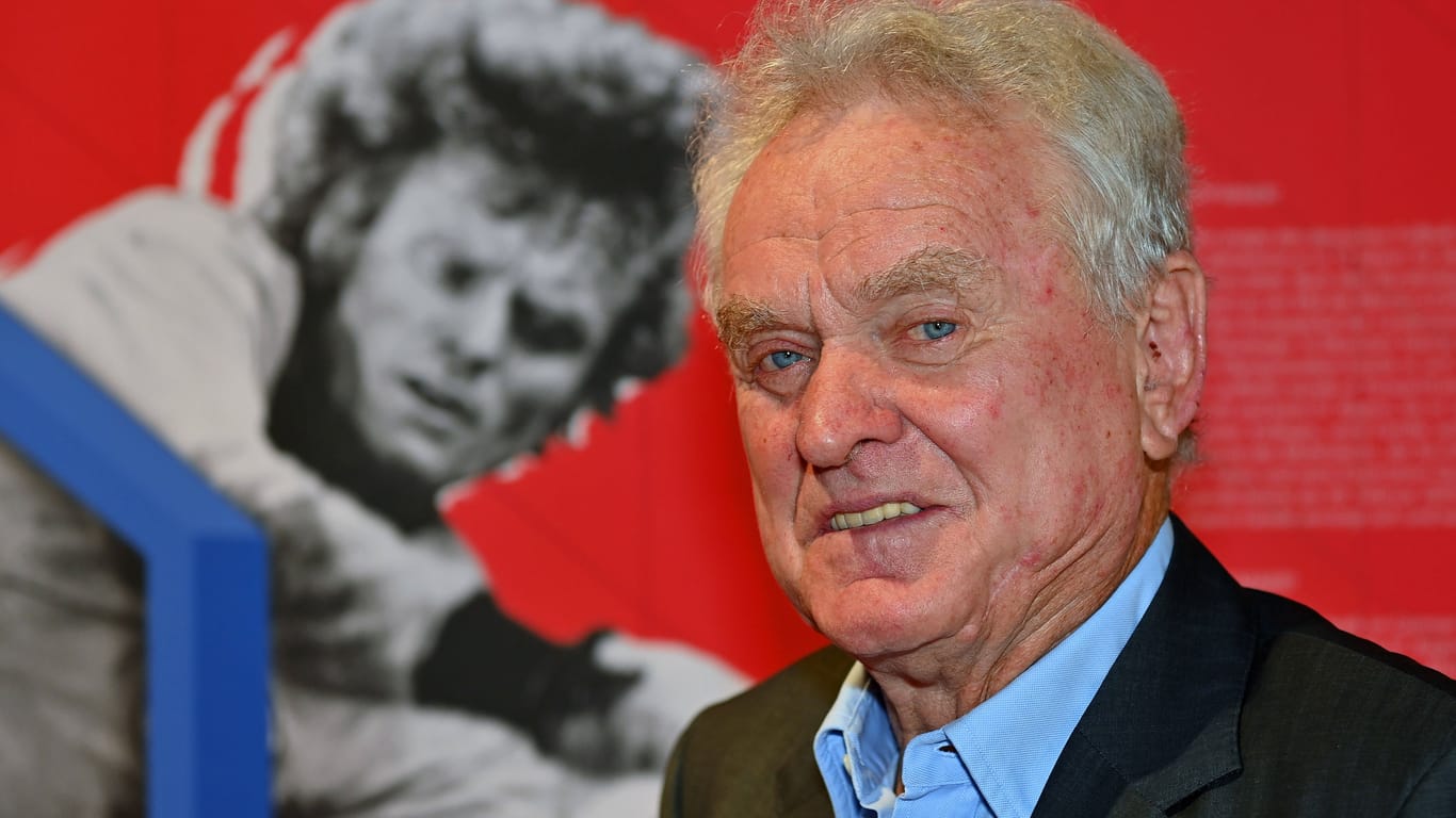 Sepp Maier: Er hat von 1962 bis 1979 zu seinem Unfall bei den Profis des FC Bayern gespielt.