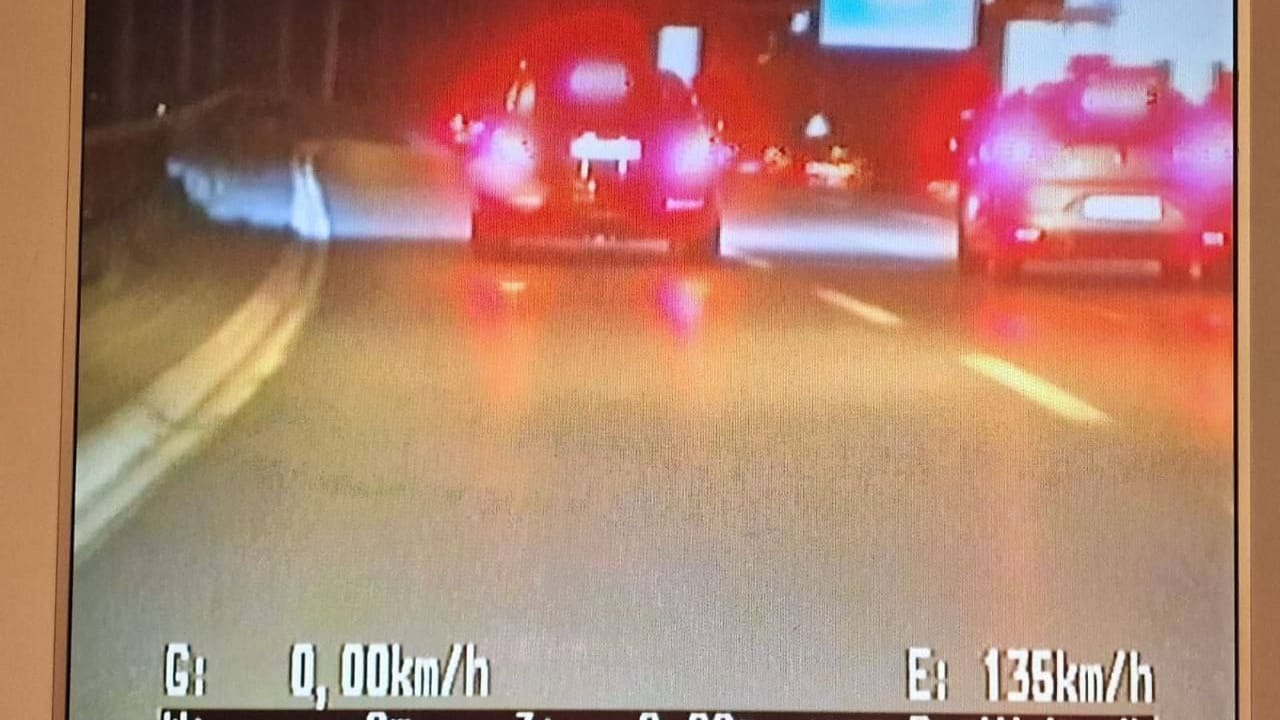 Raser auf der Autobahn: Die Polizei zog die Fahrzeuge aus dem Verkehr.