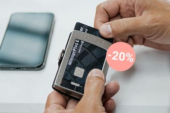 Bei Amazon ergattern Sie aktuell die handliche Mini-Geldbörse von I-Clip mit 20 Prozent Rabatt.