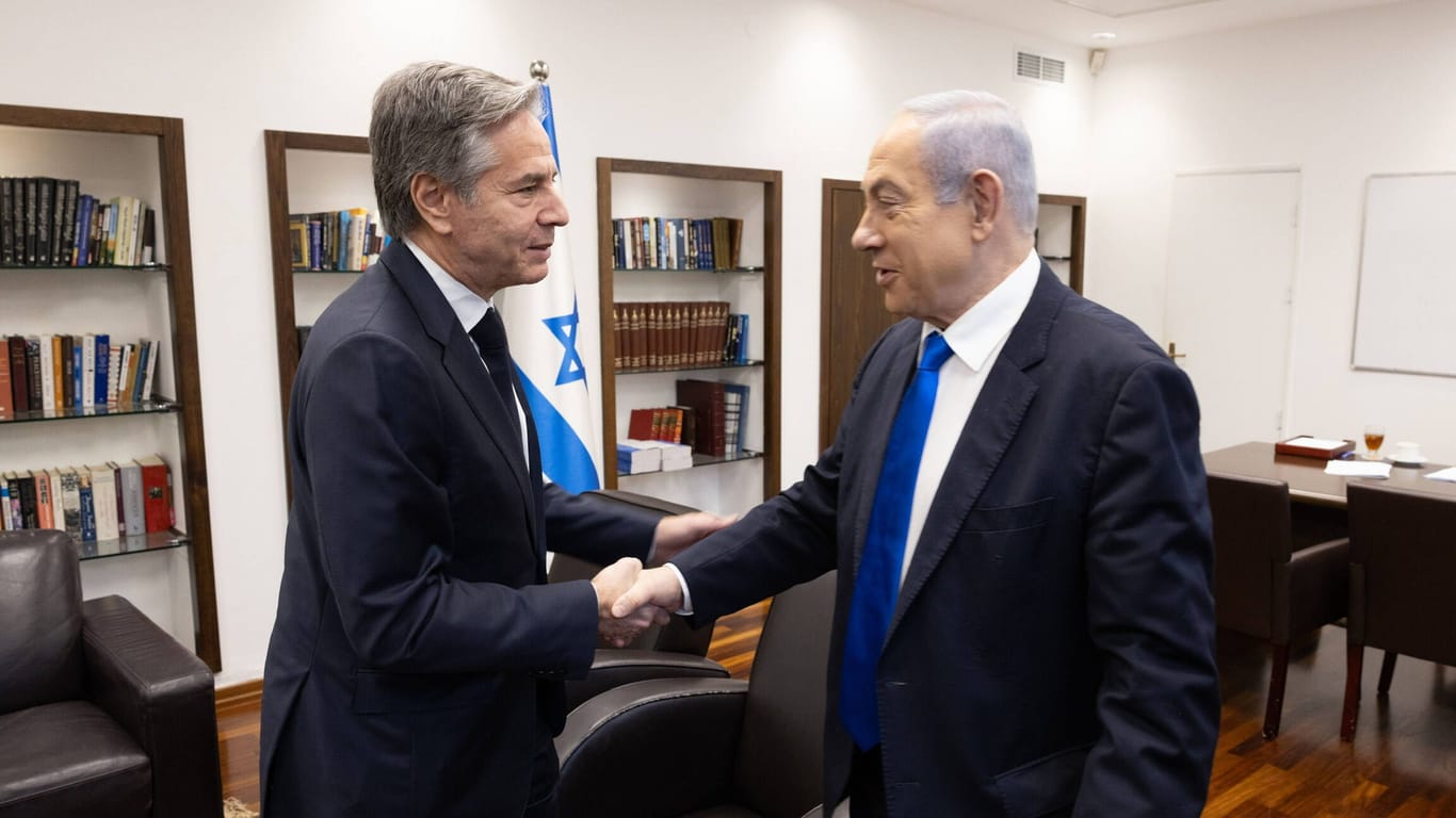 Viele Nahost-Missionen: US-Außenminister Antony Blinken bei Israels Premierminister Benjamin Netanjahu (Archivbild).