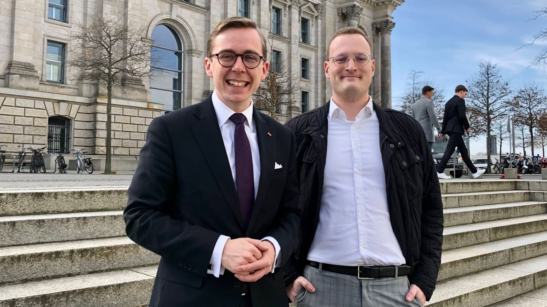 Doppelgänger von Jens Spahn besucht Berlin