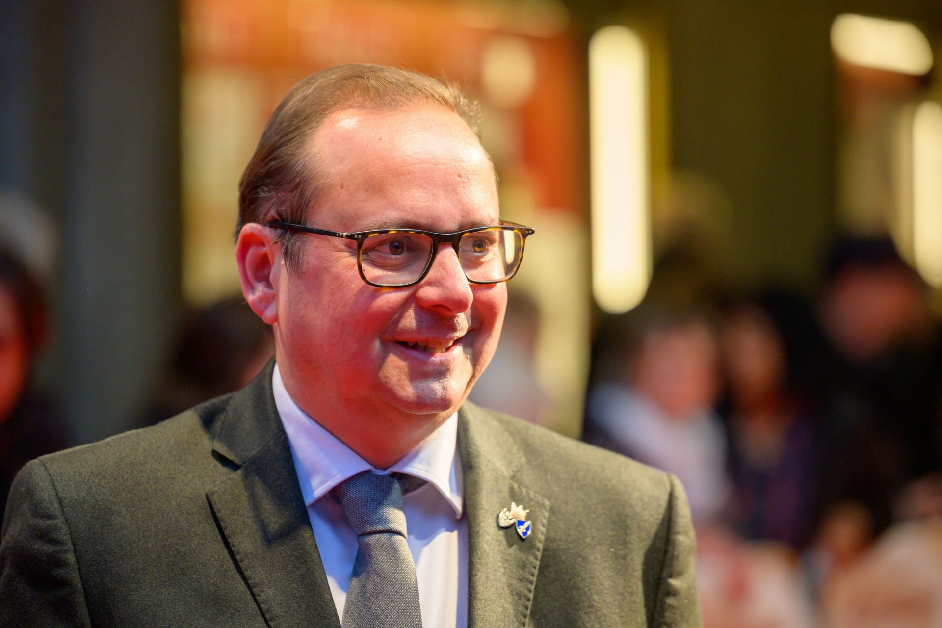Essens Oberbürgermeister Thomas Kufen bei einer Gala (Archivfoto): Der OB hat sein Einkommen für das vergangene Jahr offengelegt.
