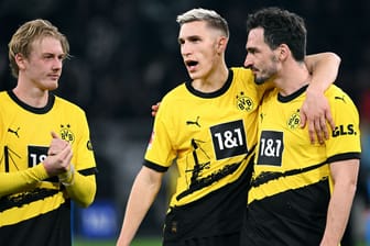 Julian Brandt, Nico Schlotterbeck und Mats Hummels (v. l. n. r.): Der BVB-Sportdirektor hat die Spieler gelobt.