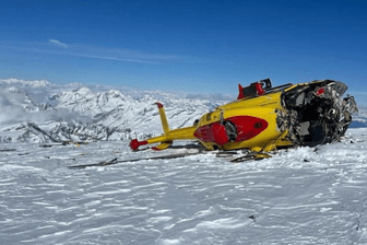 Schwerer Unfall in Italien: Am Monte Rosa ist ein Hubschrauber abgestürzt.
