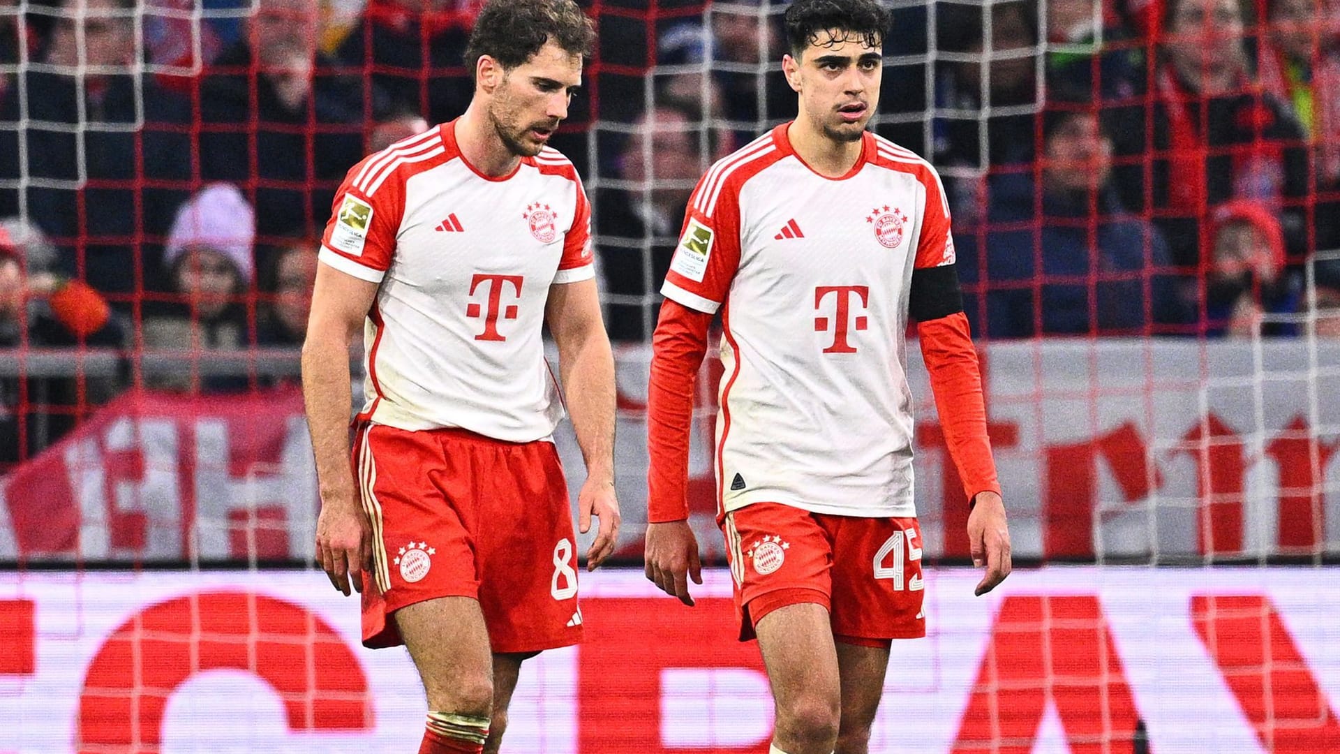 Aleksandar Pavlovic und Leon Goretzka Aleksandar Pavlovic und Leon Goretzka